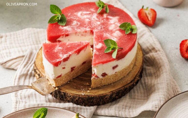 No Bake Strawberry Cheesecake