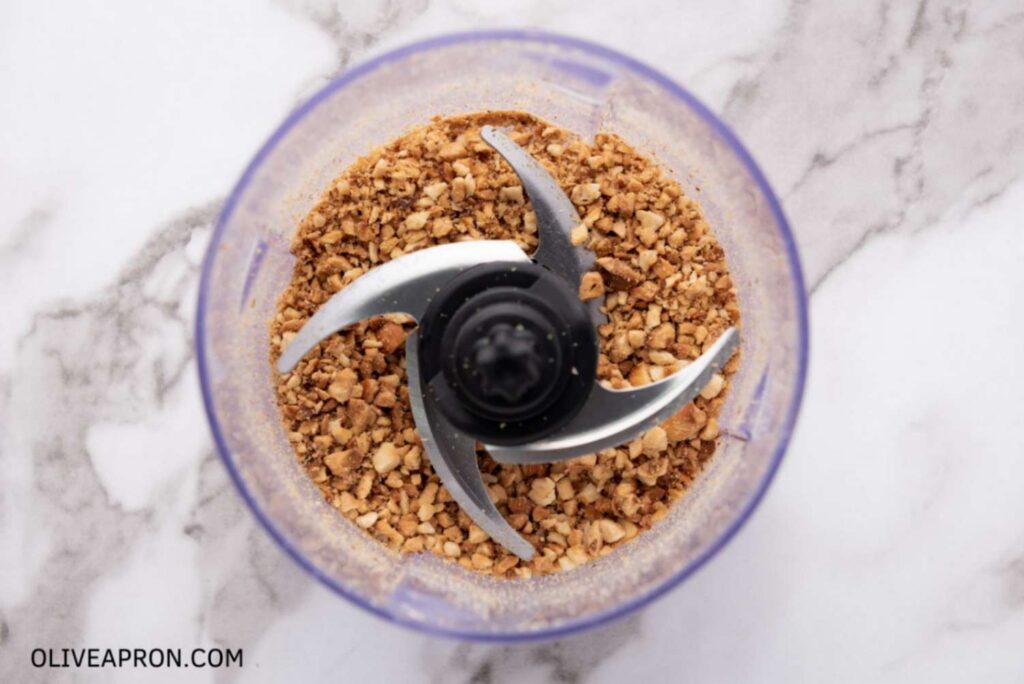 Food proccesor hazelnuts
