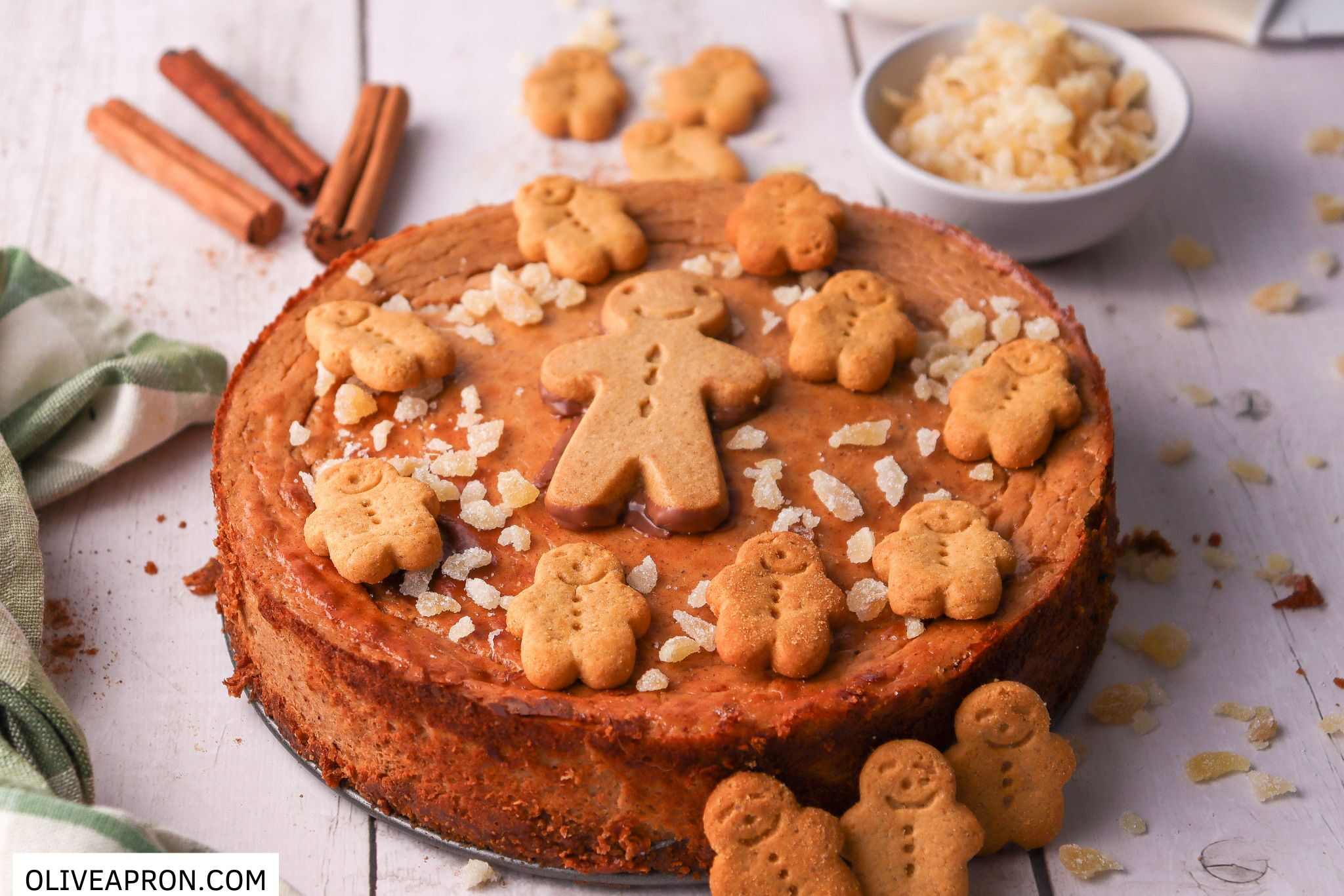 09 decorate with gingerbread cookies
